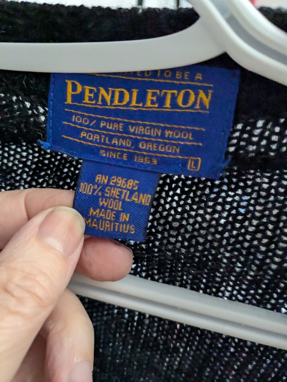 Pendleton Cardigan - Picture 2 of 2